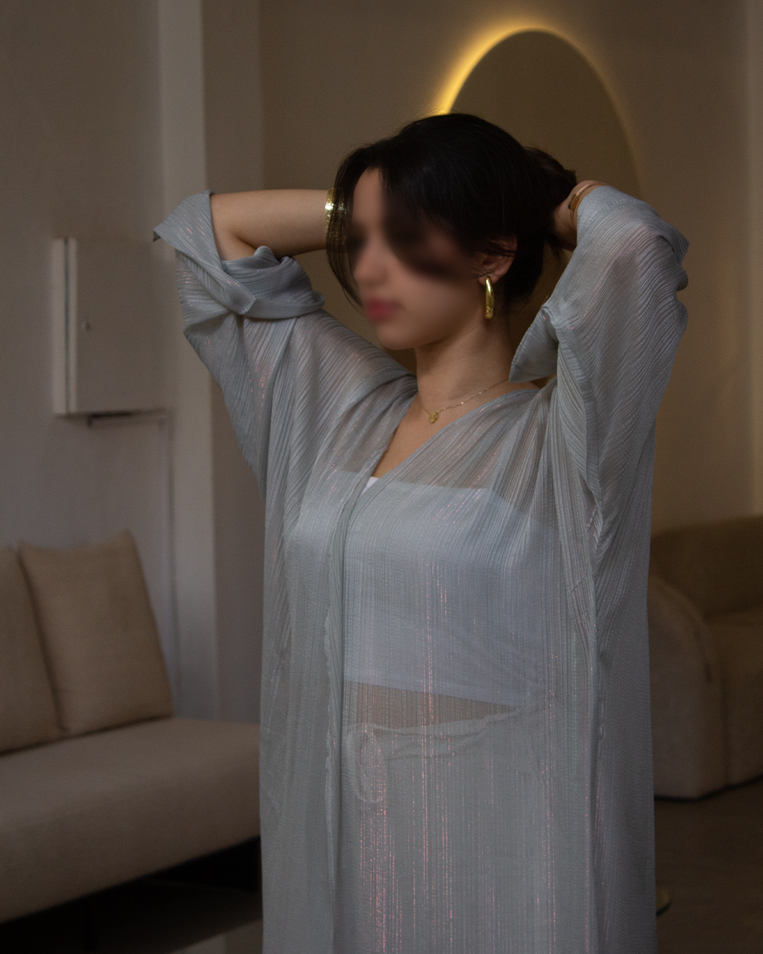 Le Kimono, Symbole d’Énergie Féminine et d’Élégance.